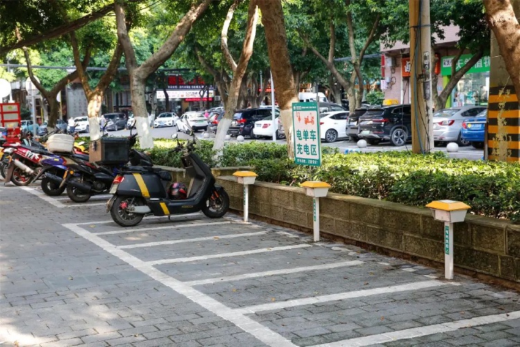 电瓶车充电站：绿色出行的便捷驿站